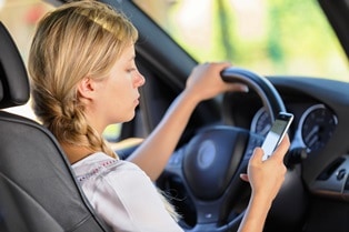 GA cell phone laws while driving